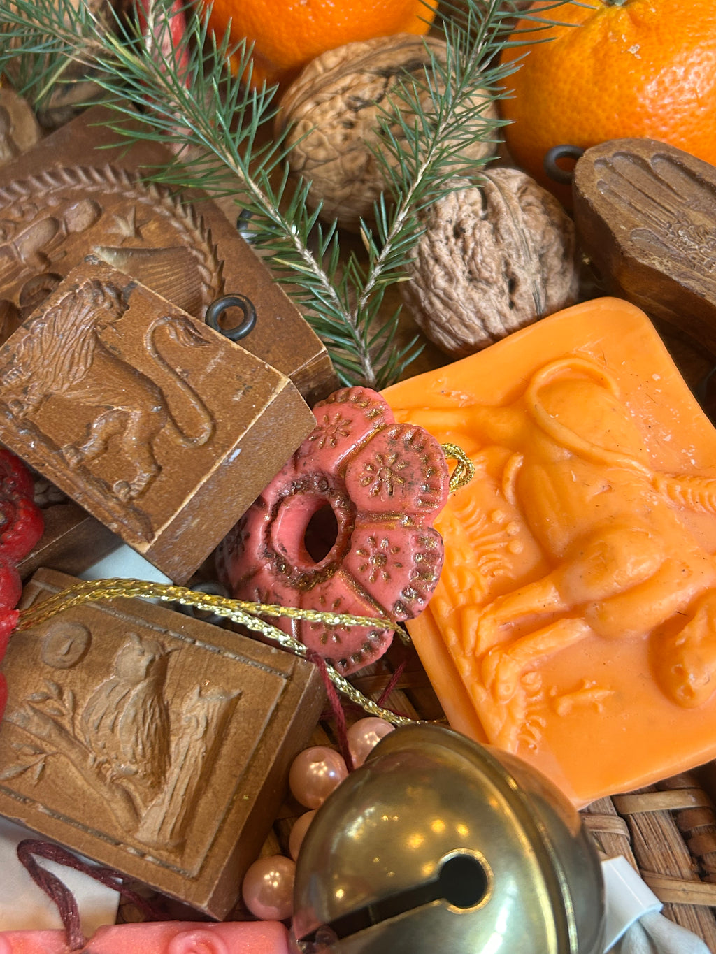CHRISTMAS ORNAMENTS – 1. Advent
